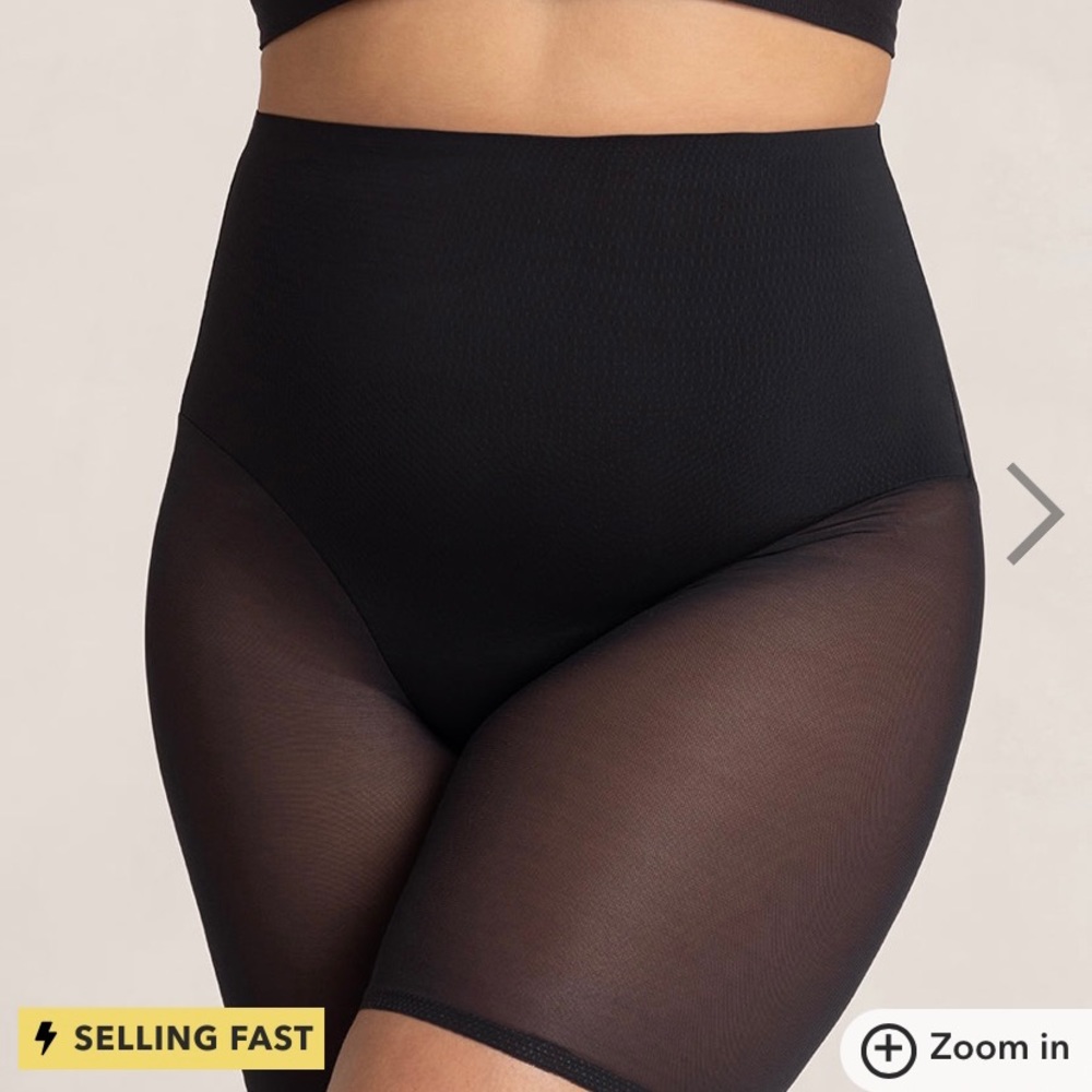 Shapermint - Empower Mesh Shaper Short